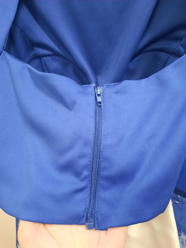 Conjunto eventos top y falda fórmula joven