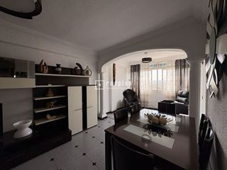 Piso en venta en La Luz - El Torcal en Málaga