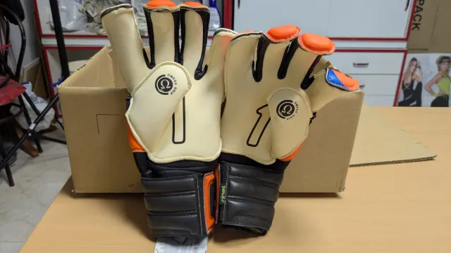 Guantes de portero Rinat Nº 1