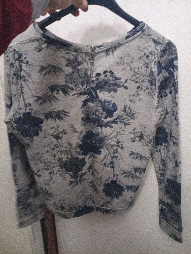 Jersey gris flores azul Talla M