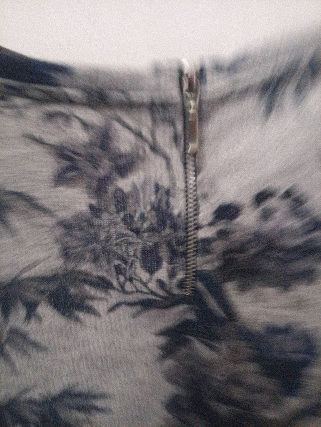 Jersey gris flores azul Talla M