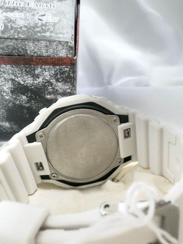 Casio G-Shock GA-2100HDS-7A Esfera full lume