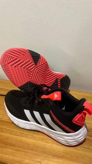 Zapatillas Adidas Negras y Rosas Talla 36 un uso