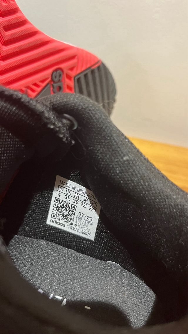 Zapatillas Adidas Negras y Rosas Talla 36 un uso