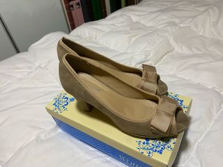 Zapatos plataforma de ante. Tacón de 5cm.Talla 38