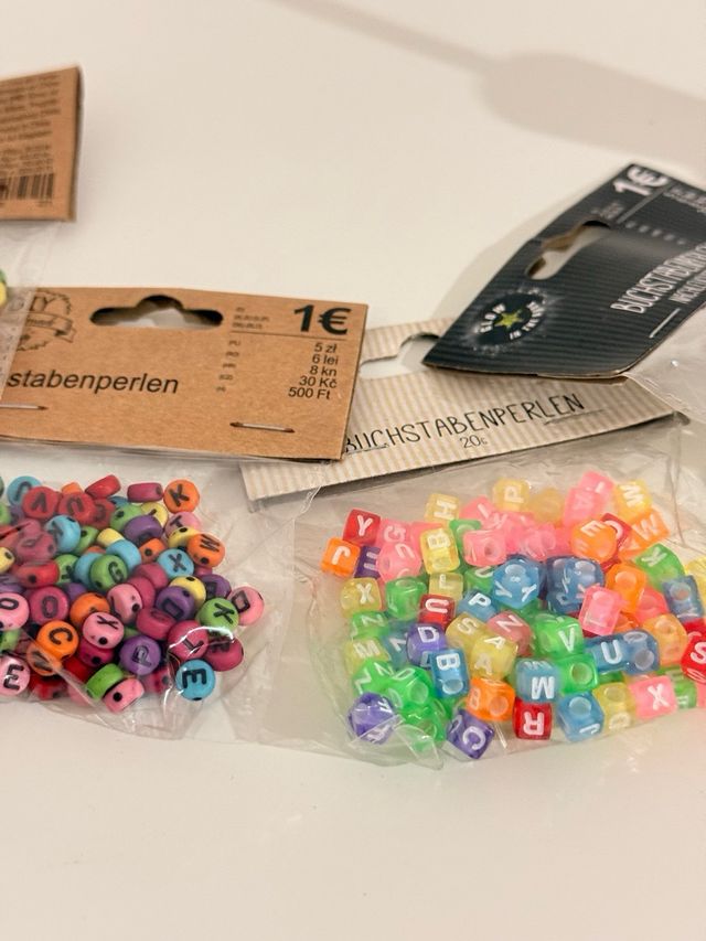 Perline lettere colorate per braccialetti