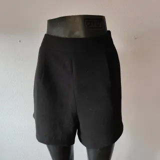 Calções pretos Amisu Tamanho 42