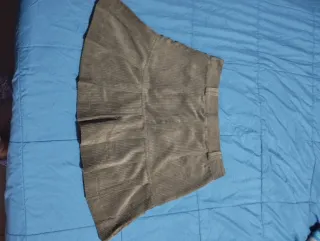 Falda Only de pana con tablas