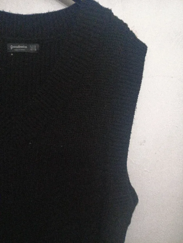 Chaleco tejido negro Stradivarius Talla M