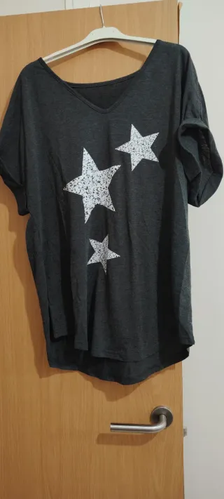 Camiseta gris estrellas XXL sin estrenar