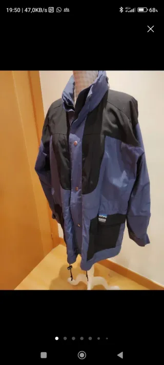 Parka Mountain Negra y Azul