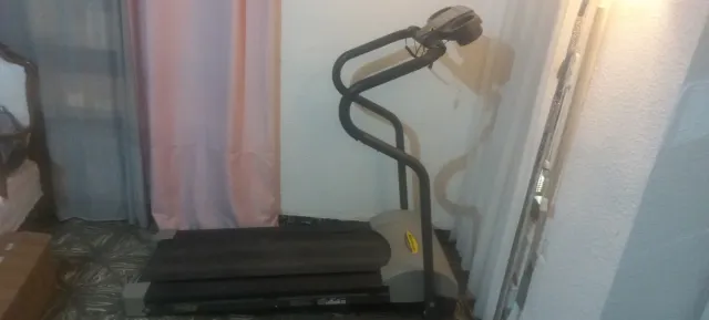 Cinta de correr BH Fitness