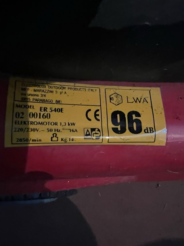 Cortador de Grama Elétrico