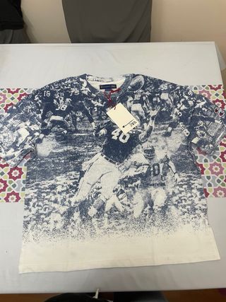 Camiseta Champion x Zara 