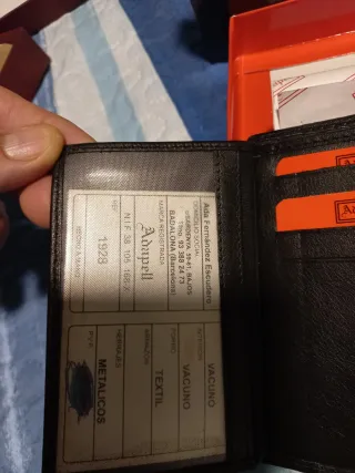 Cartera de piel Adapell negra de caballero