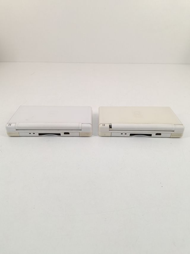 2 CONSOLAS NINTENDO DS LITE PARA PIEZAS