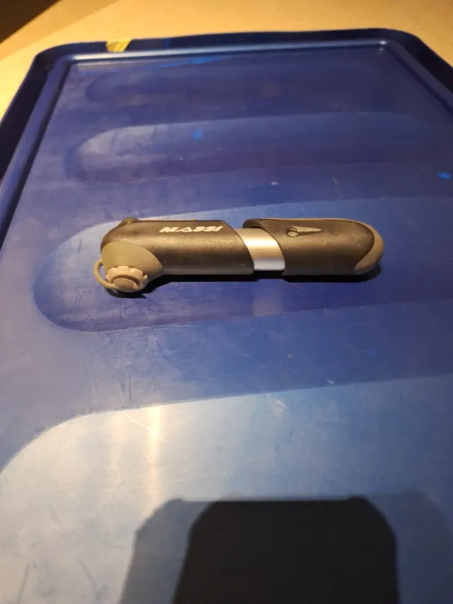 Bomba de aire Massi para bicicleta