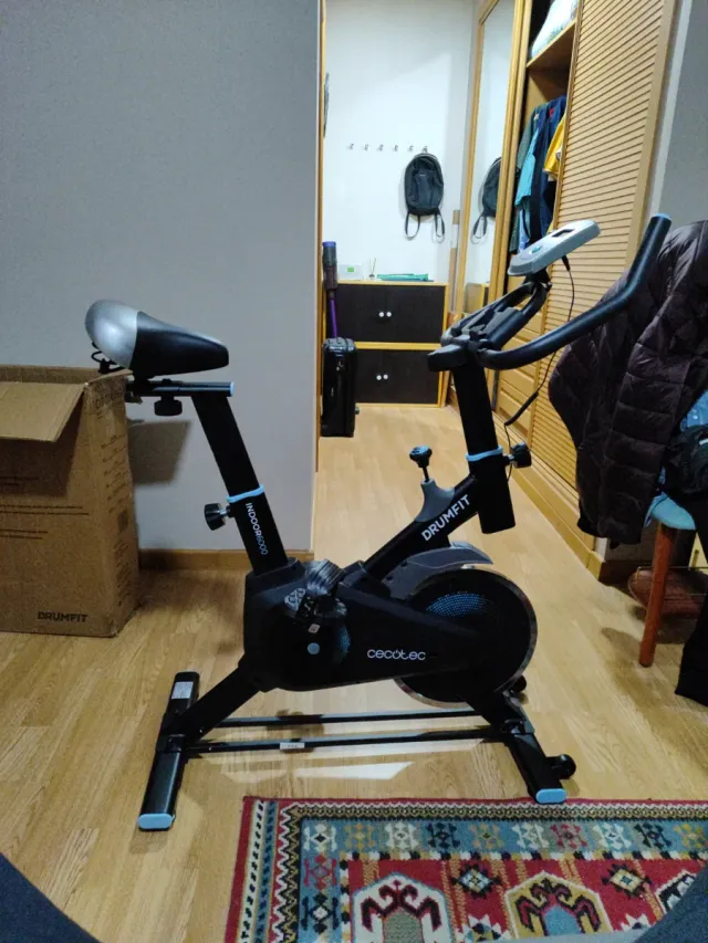 Bici de Spinning Cecotec Drumfit Indoor nueva