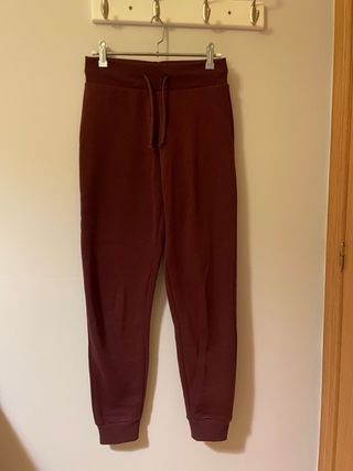 Chándal rojo Primark