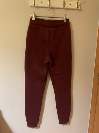 Chándal rojo Primark