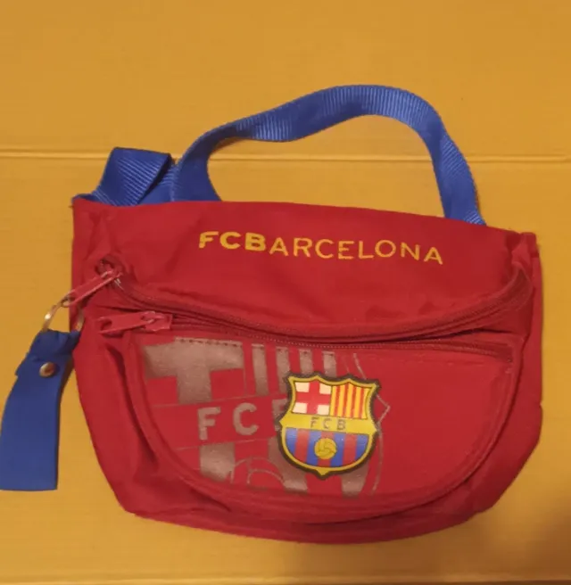 Bolso,  riñonera FC Barcelona y bufanda