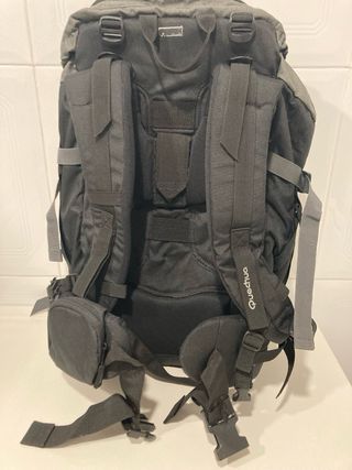 Mochila Quechua 60 litros