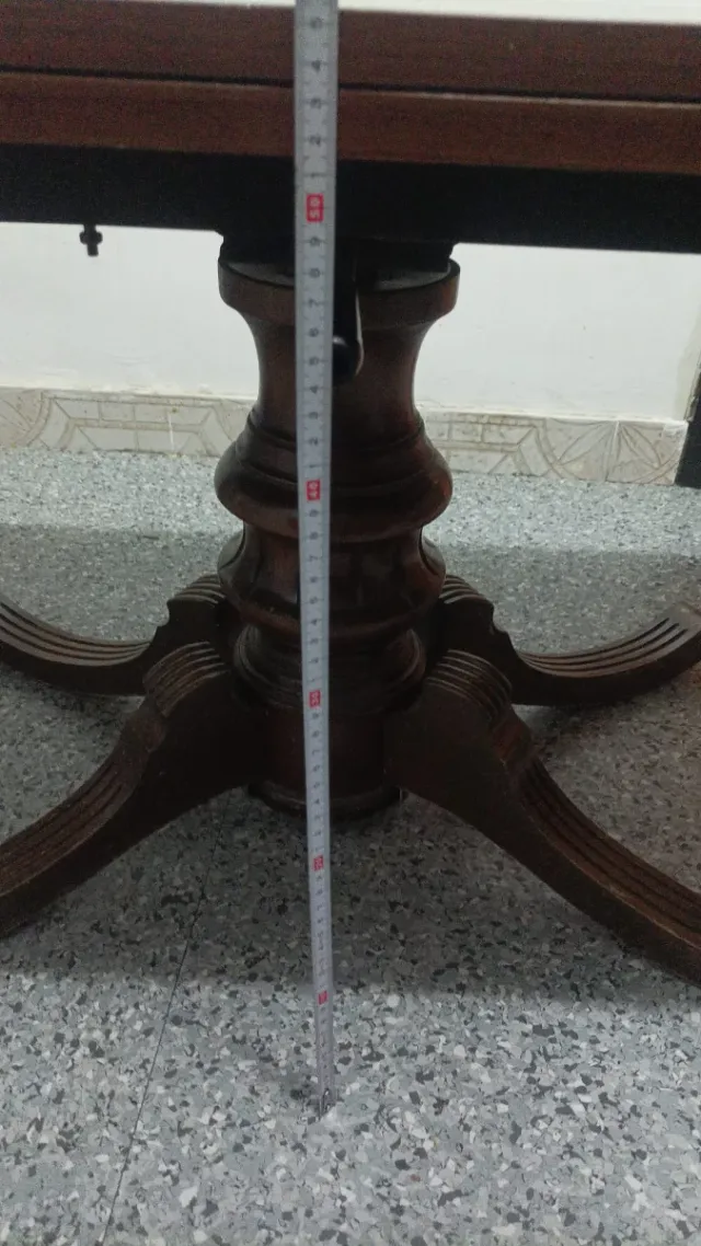 Mesa de madera elevable retro