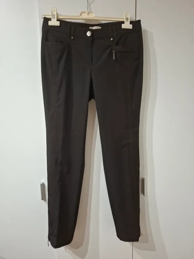 Pantalón marrón Apriori