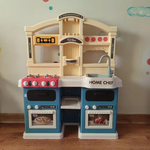 Cocinita de plástico con sonidos