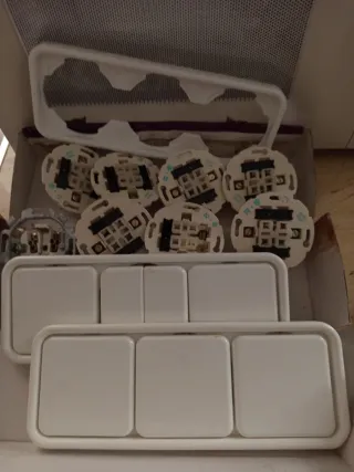 Lote interruptores y transformadores