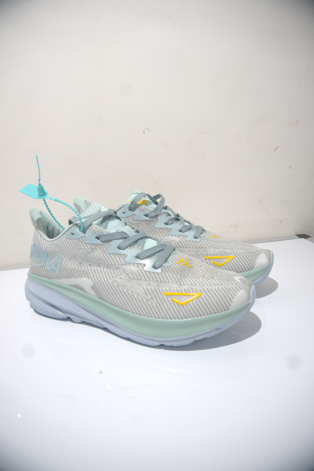 Zapatillas Correr Celeste Talla 45 no originales