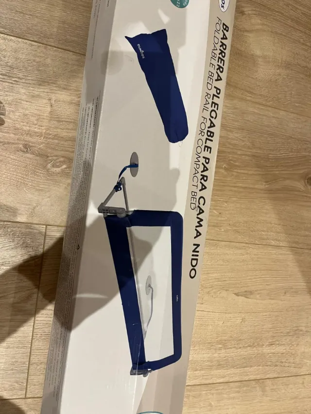 Barrera plegable para cama infantil