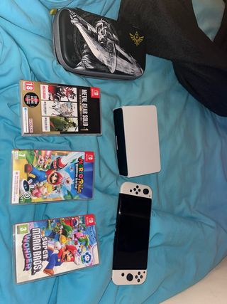 Nintendo Switch OLED Blanca + Juegos