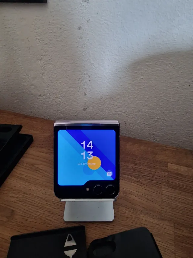 Samsung Z Flip 5 256GB Viola