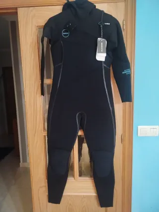 Neoprenos Dakine Mission 5.4.3