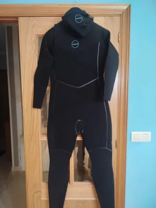 Neoprenos Dakine Mission 5.4.3