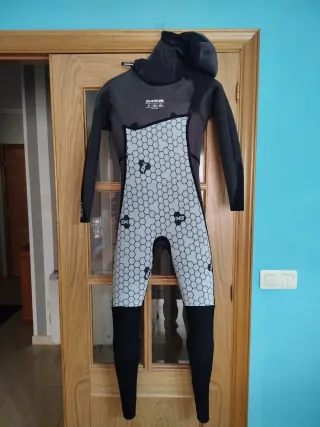 Neoprenos Dakine Mission 5.4.3