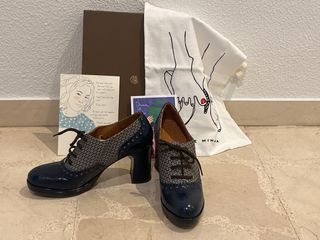 Zapatos de tacón Chie Mihara Azul y Marrón