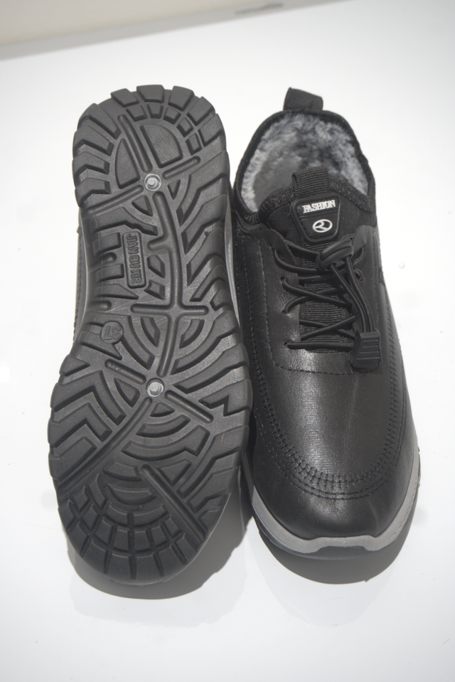 Zapatillas cuero calentitas talla 37