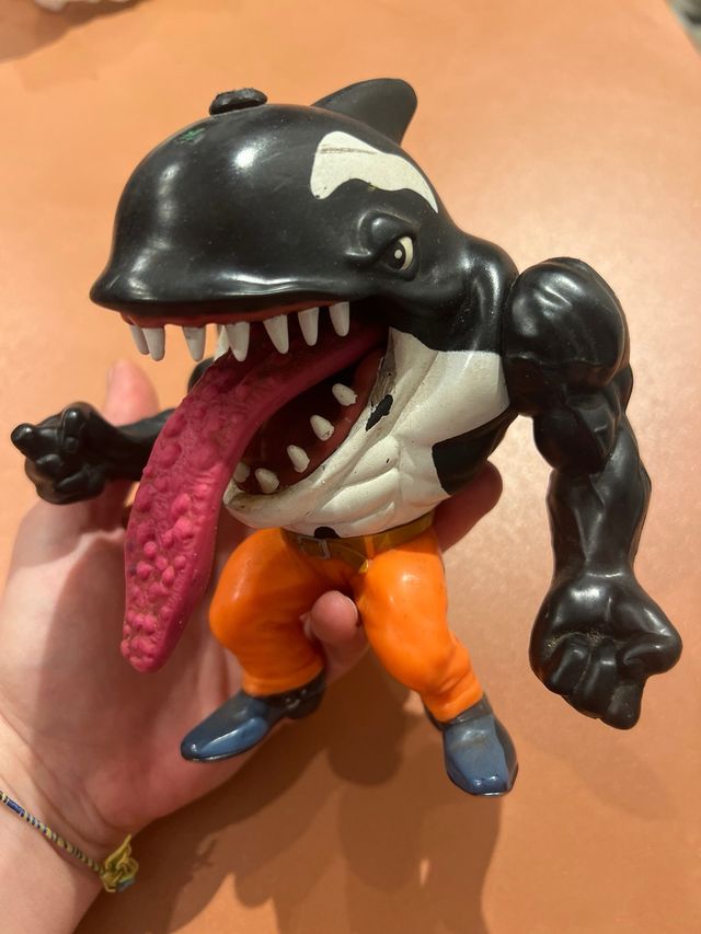 Muñeco Moby Lick Street Sharks