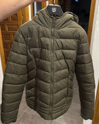 Lote 7 abrigos variados!!