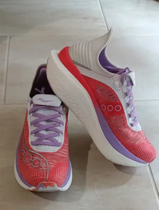Saucony Endorphin Elite 2 Scarpe da Corsa