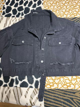 Chaqueta vaquera efecto globo negra