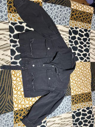 Chaqueta vaquera efecto globo negra