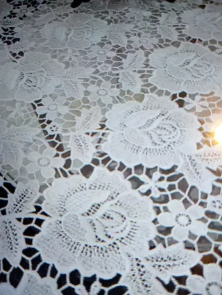 Centrotavola pizzo bianco panna floreale - 80x80 c