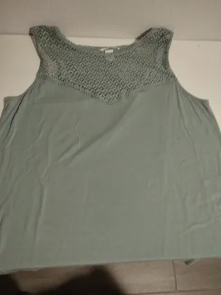 Camiseta sin mangas verde