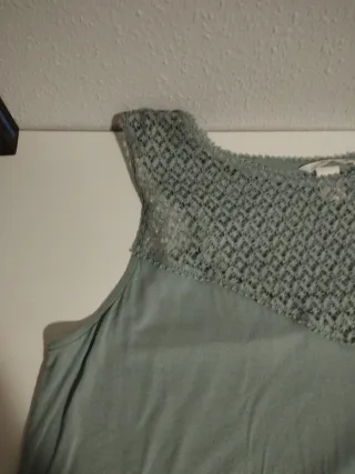 Camiseta sin mangas verde