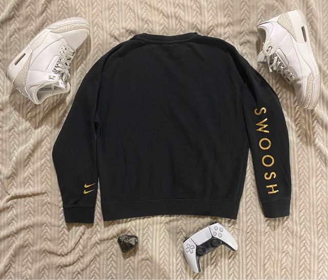 Felpa Nike Sportswear Swoosh Nera Oro