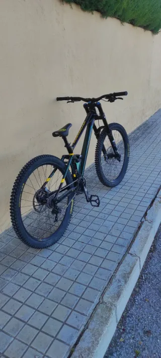 Mondraker Summum