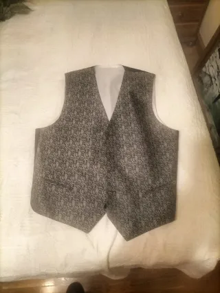 Traje completo negro para celebraciones